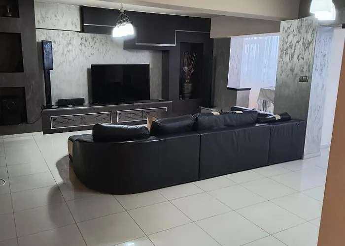 Modern 3 Ultracentral Mcdonalds A20 *