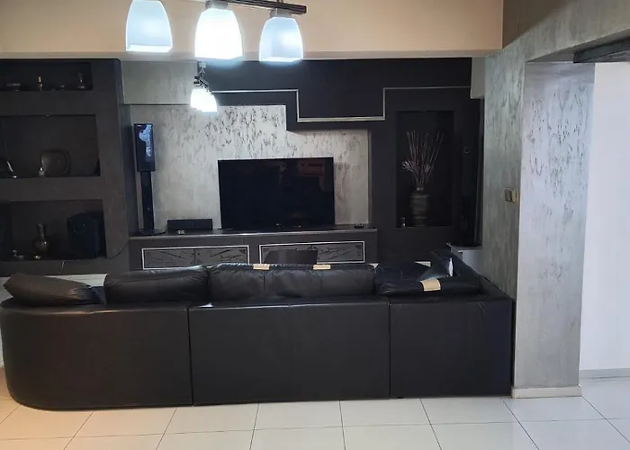 Modern 3 Ultracentral Mcdonalds A20 Craiova