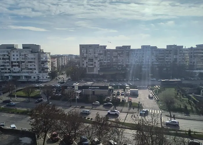 Modern 3 Ultracentral Mcdonalds A20